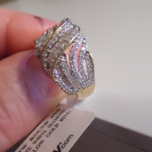 JTV Jewelry - JTV  Diamond 10k Yellow Gold Ring 1.00ctw Sz 10